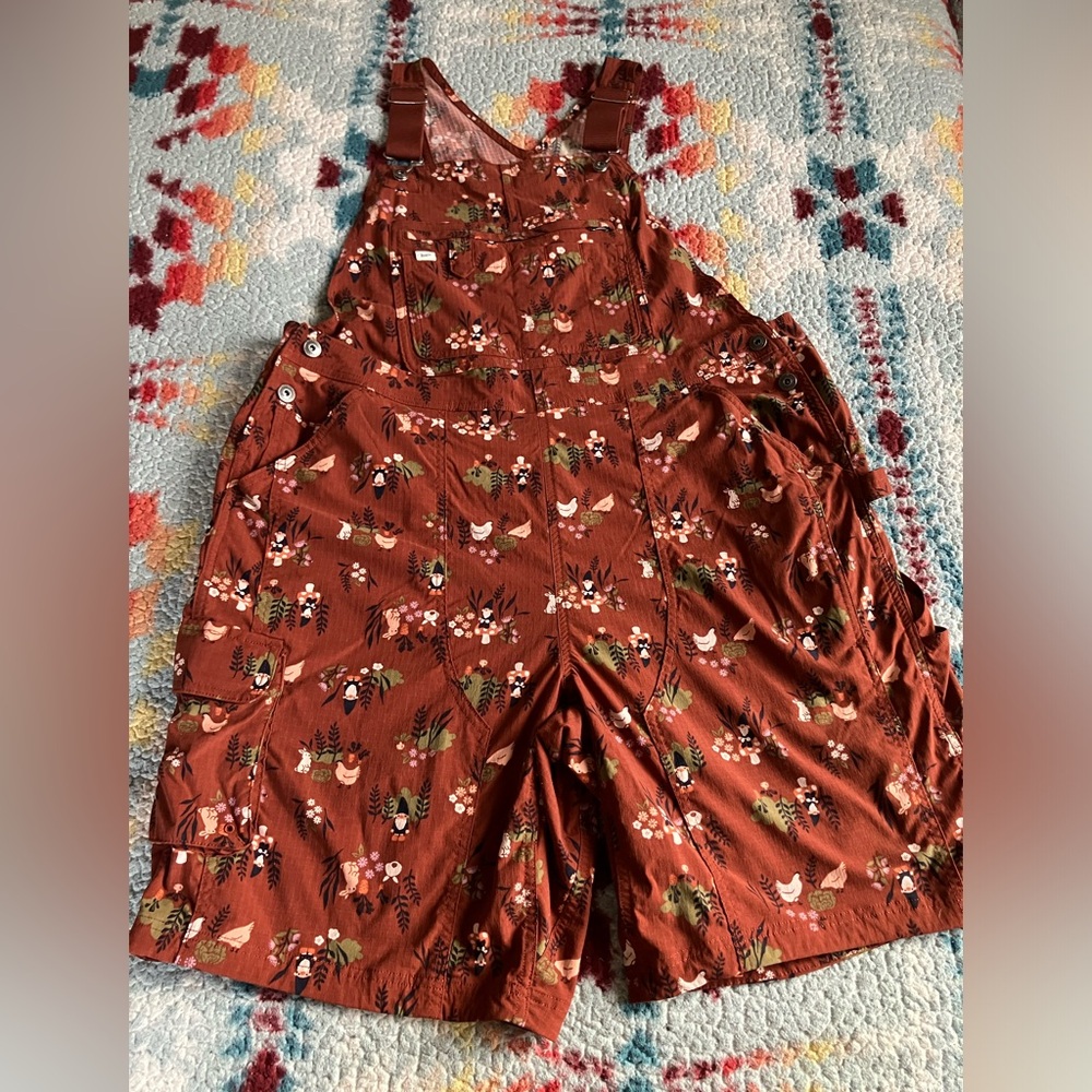 Duluth trading co heirloom gardening Shortalls overalls mushroom gnome print